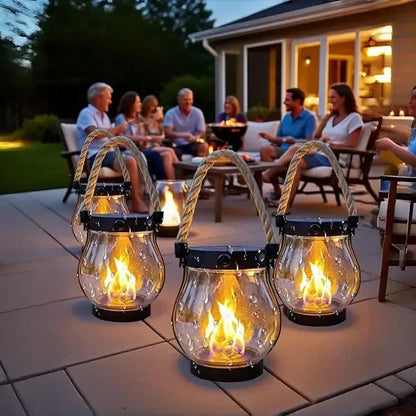 Stämningsfull Solcellslykta med Flammande Låga